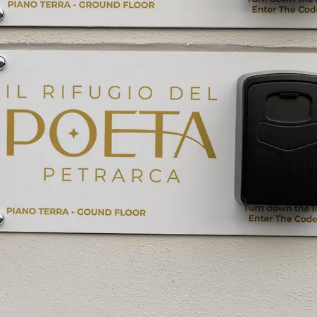 Apartment Petrarca Design Loft A Triest