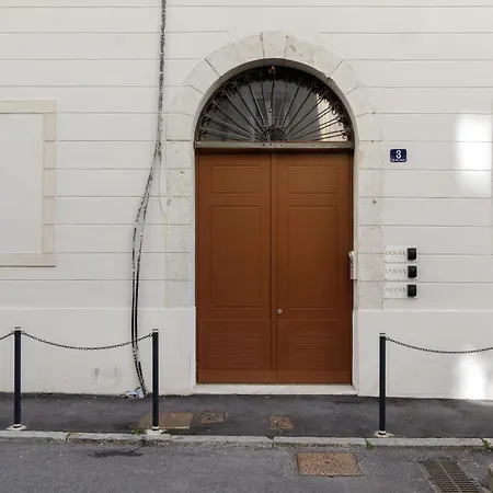 Petrarca Design Loft A Triest